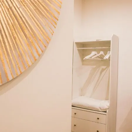 Dimora Petra -suites- בית הארחה 3*