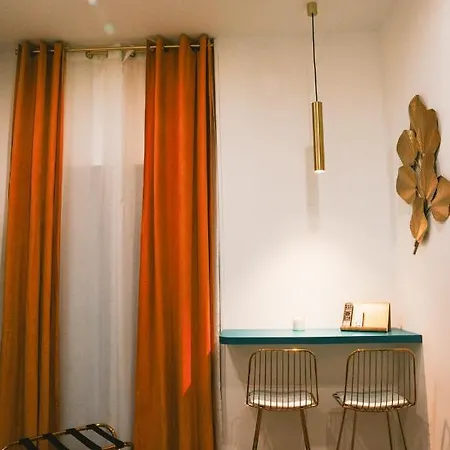 Dimora Petra -suites- バーリ