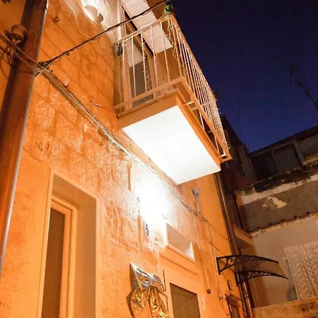 Pensionat Dimora Petra -suites- 3*